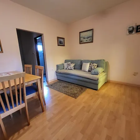 Apartment Jasna West *
