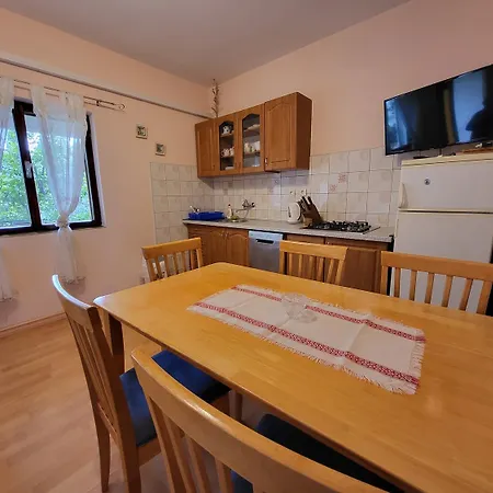 Apartment Jasna West